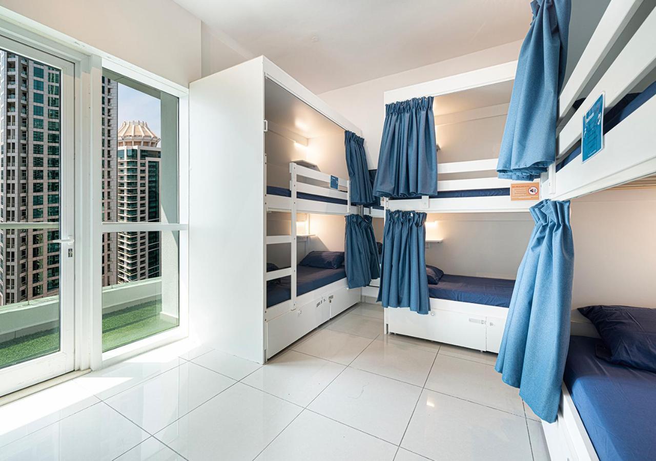 Next'House - Skyview Host Hostel Дубай Екстериор снимка