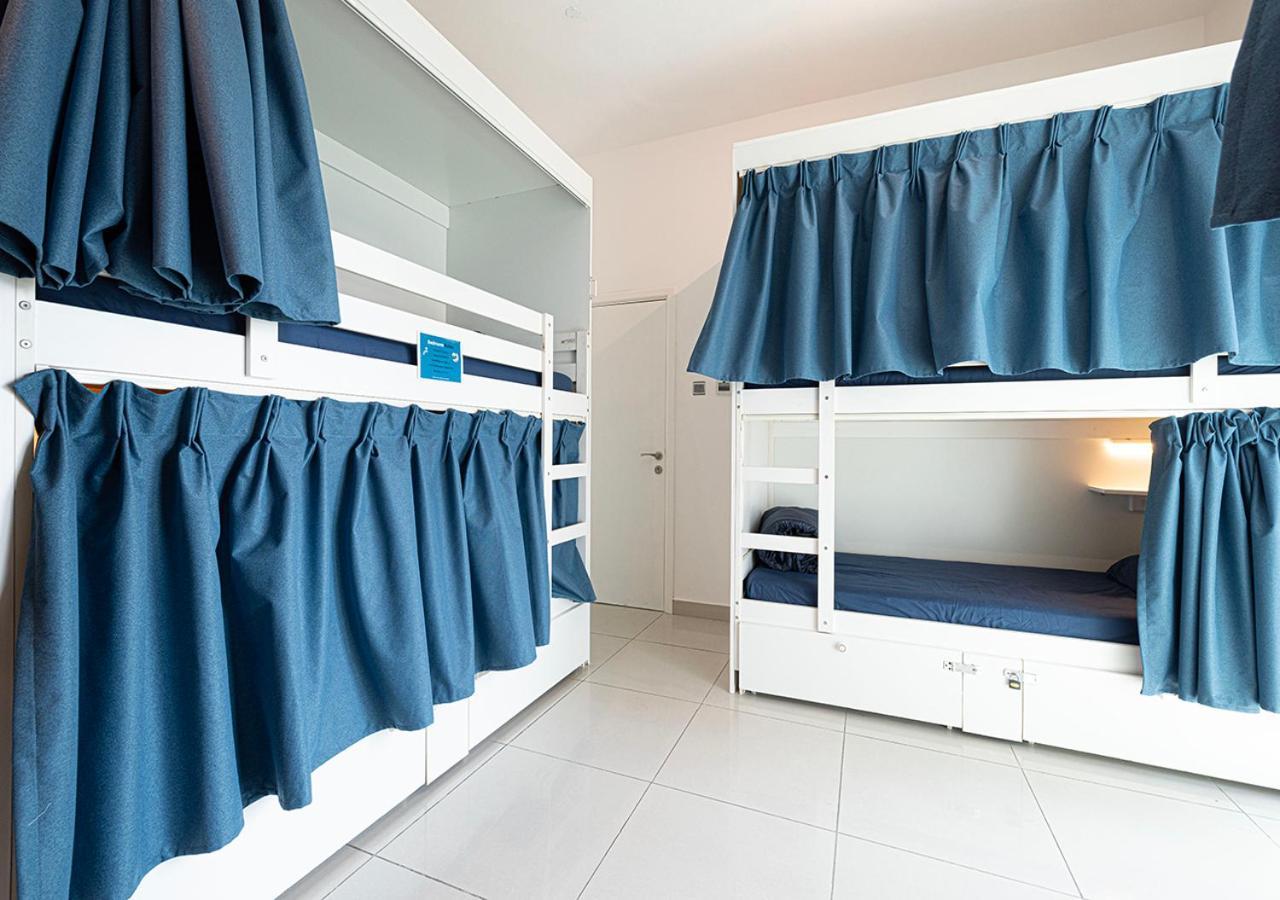 Next'House - Skyview Host Hostel Дубай Екстериор снимка