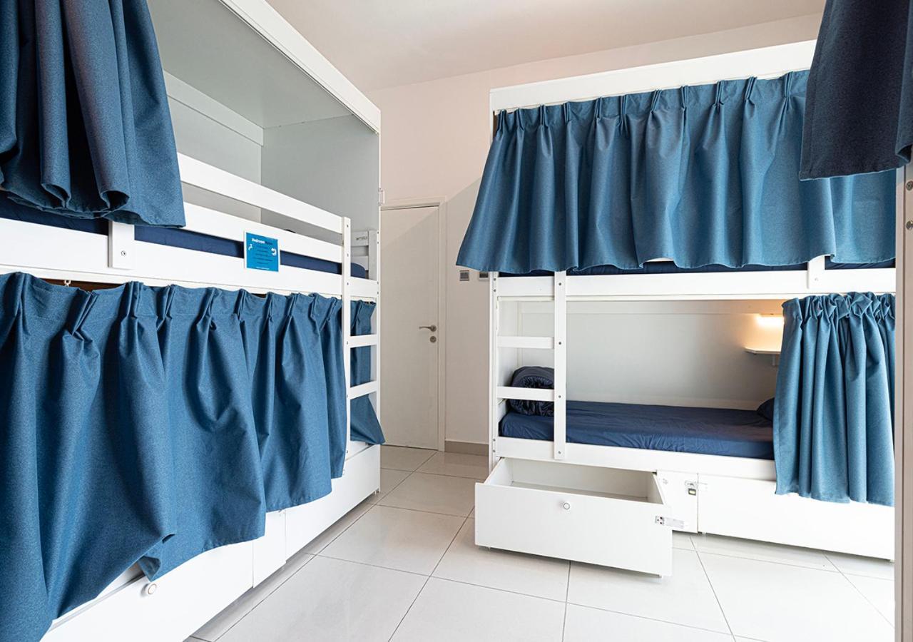 Next'House - Skyview Host Hostel Дубай Екстериор снимка